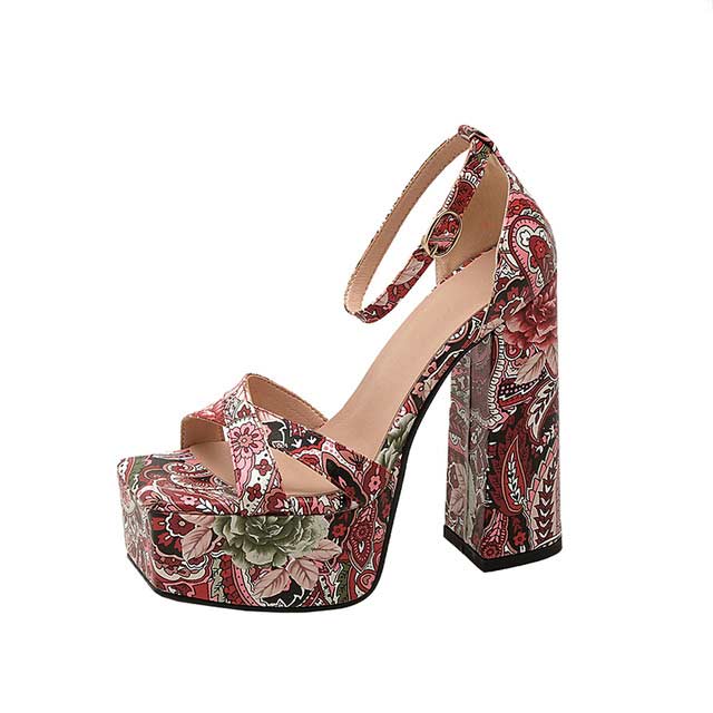 Comment how you would style these 70s inspired floral platform heels ... |  TikTok