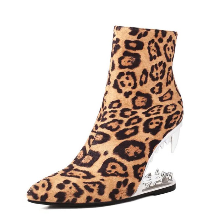 Leopard clearance pointed booties